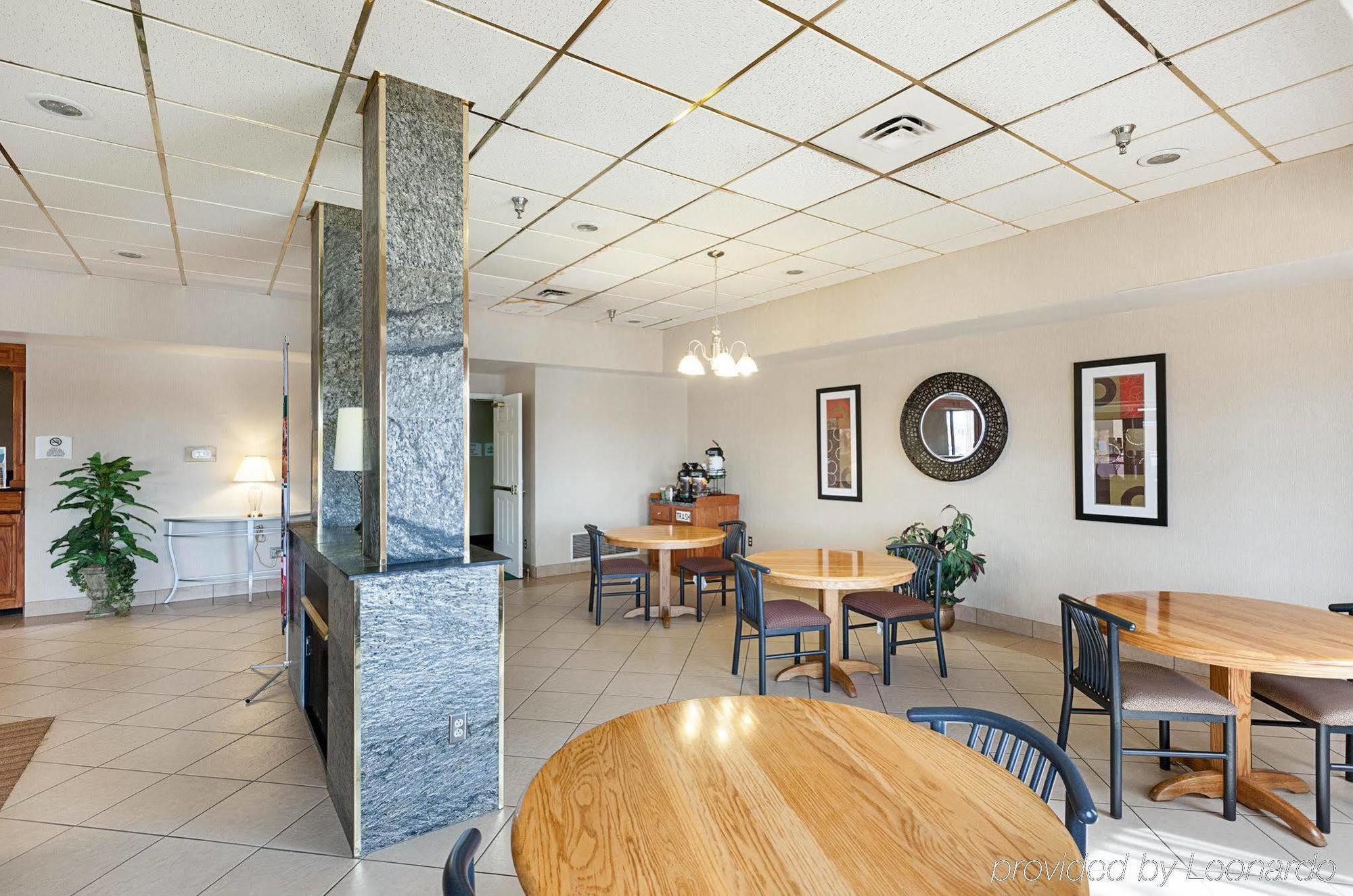 Western West Hotel 2*